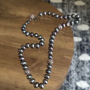 Elegant Black Pearl Necklace